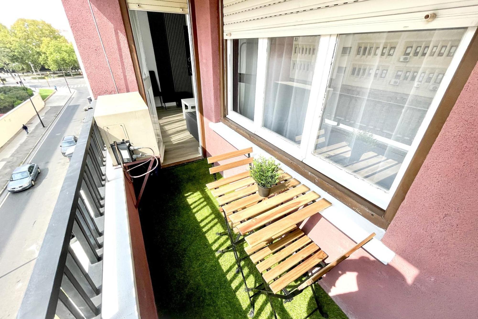 San Fernando Del Pilar Turistea Apartment Сарагоса Екстериор снимка